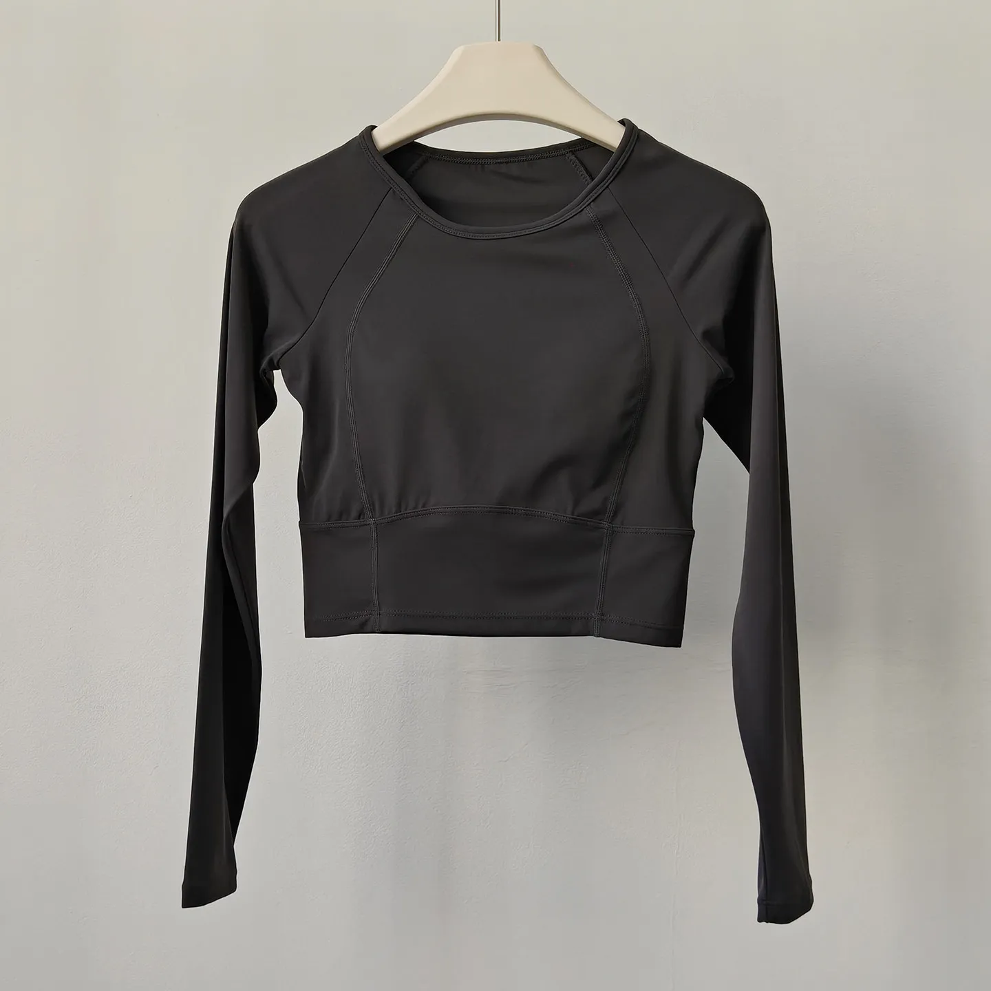 Yoga Wear Long-sleeved Tops with Chest Pads Women Push-up Shockproof Breathable Running Tops Pilates Fitness Training Clothes