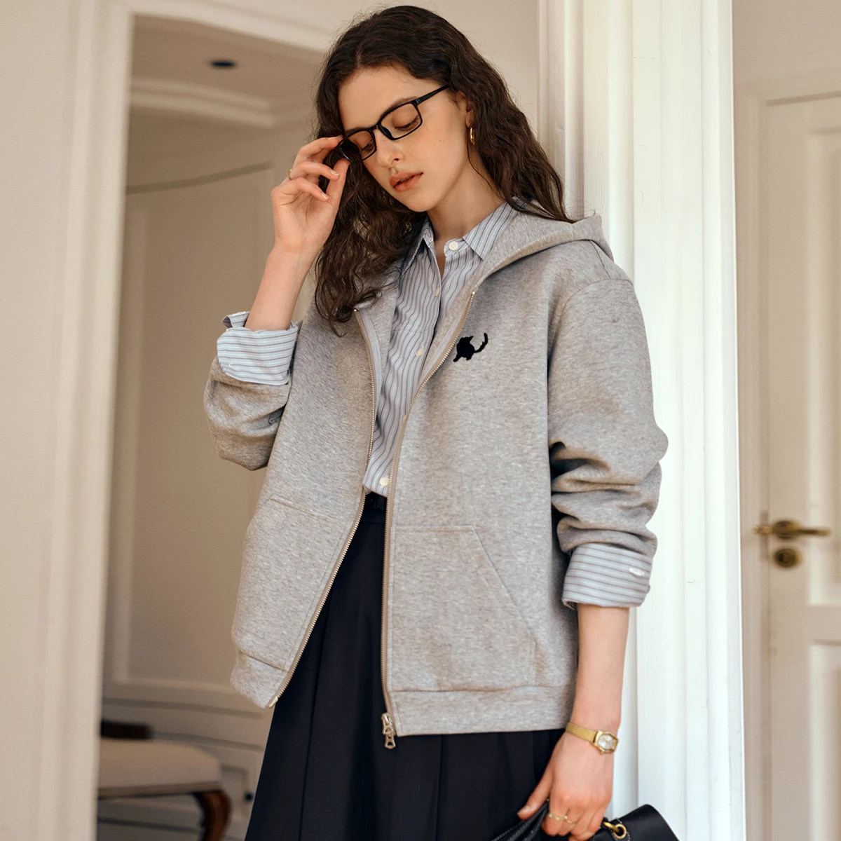 OLrain Women Grey Cat Embroidery Hoodie 2026 Autumn Casual Loose Warm All Match Sweatshirts Daily Commute Outerwear O57QW001216