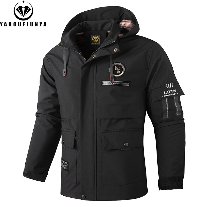 

New Men Spring High-Quality Design Outdoor Leisure Hooded Jacket Men Solid Color Many Pocket Fashion Windproof Brand Jacket Male