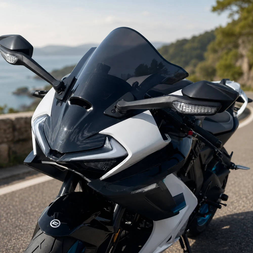 New Motorcycle Accessories Windscreen Windshield Wind Deflector Double Bubble Screen For 675SR 675RR 675SR-R 2024-2026