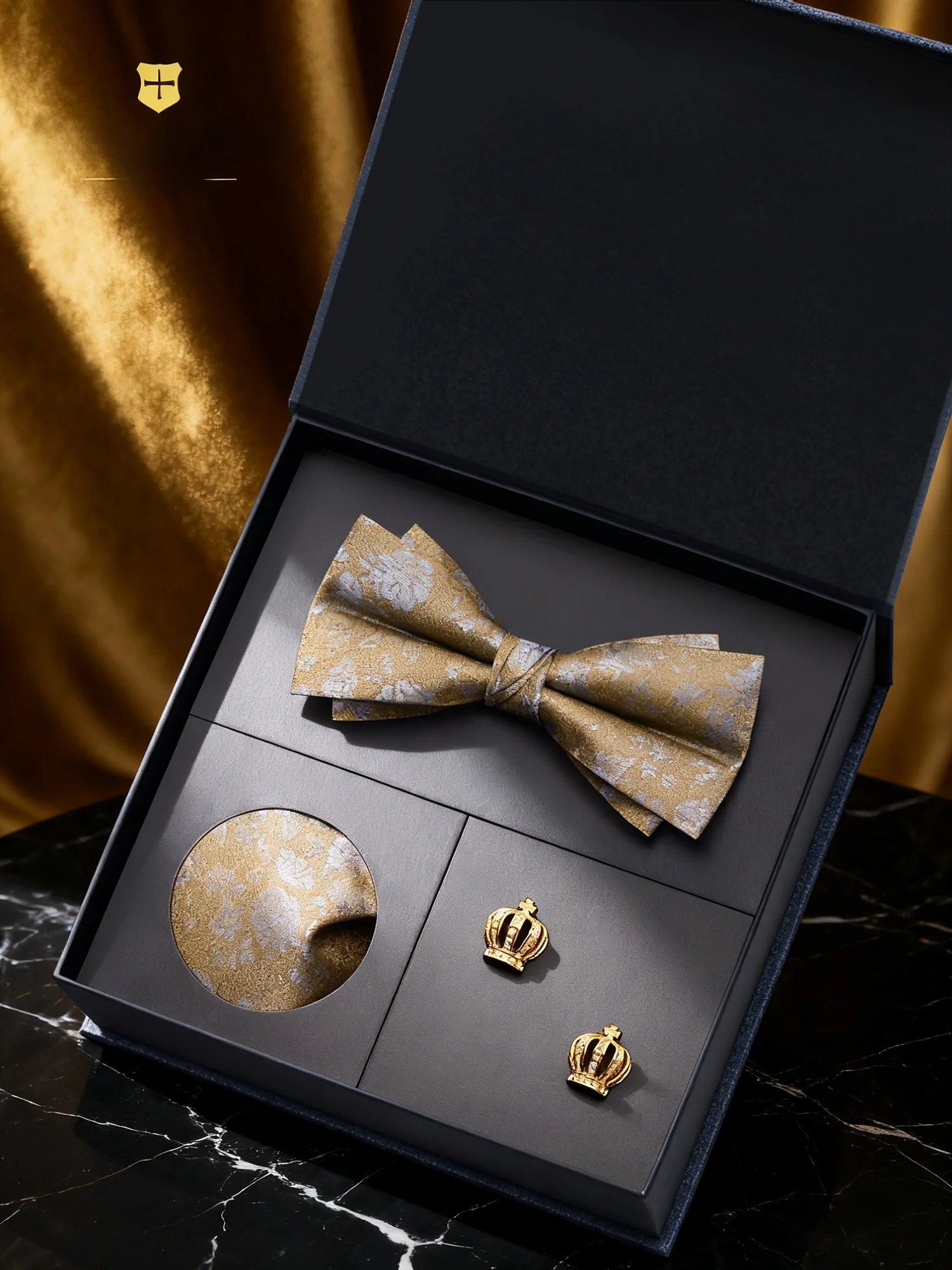 結婚式用メンズケツスクエアカフスボタン、ラペルピン、タイクリップセット、ビジネスカジュアルファッションアクセサリー、花婿介添人やブライズメイド用