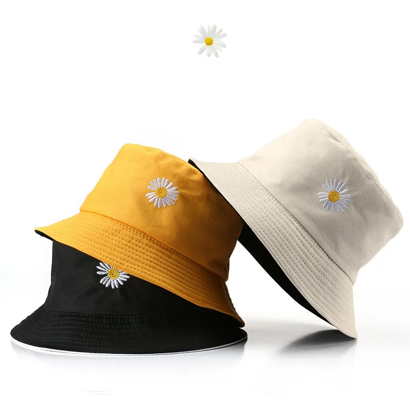 Small Daisy Embroidery Double-Sided Fisherman Hat Men And Women With The Same Style Spring And Summer New Sun Cap Tide