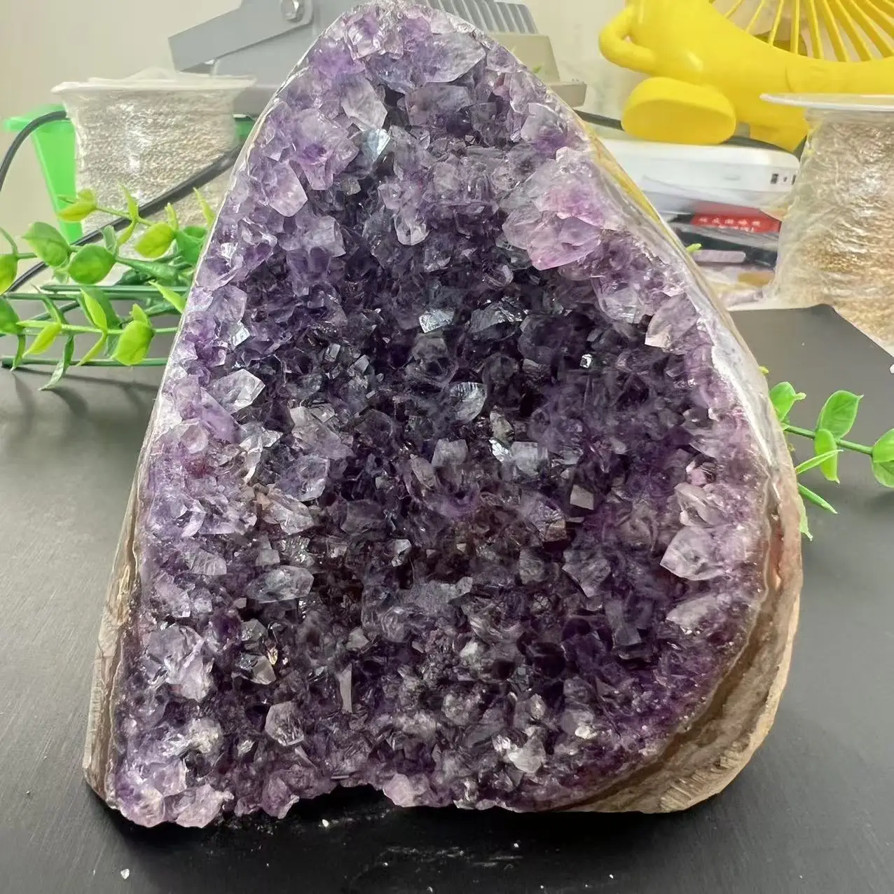 

685g 10.5cm Natural Uruguay Dream Amethyst Calcite Quartz Crystal