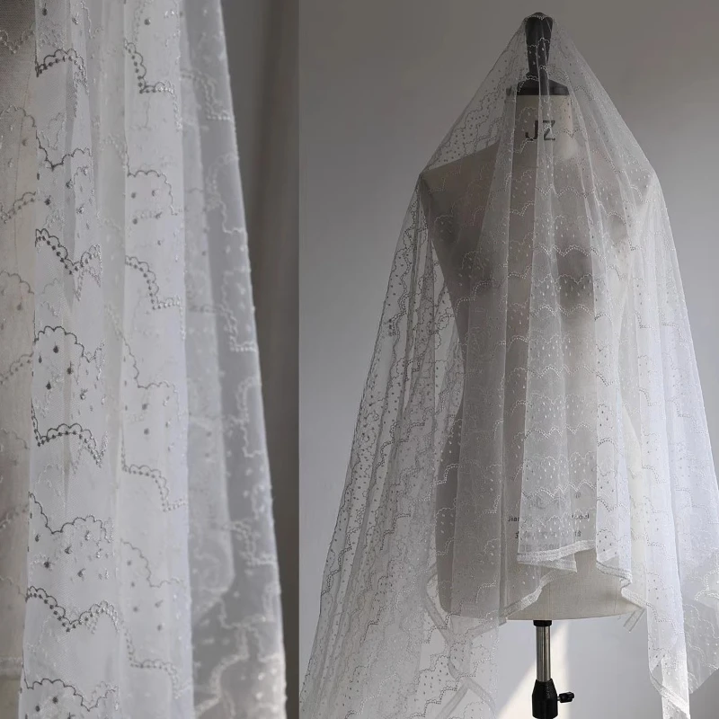 

Серебряная нить, сетчатая кружевная ткань для вышивки без эластичности, мягкий модный комплект платьев, декоративная ткань, материал для шитья измерительного материала «сделай сам»