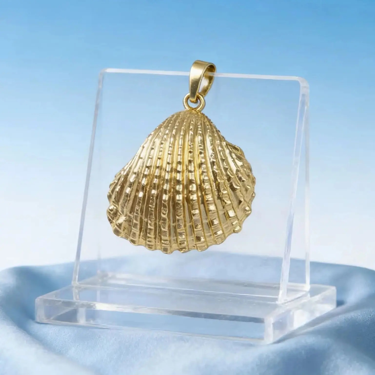 WT-JP018 Full Gold Dipped Natural Scallop Shell Pendant Random Size Raw Shell Pendant For Women Making Fashion Necklace Pendant