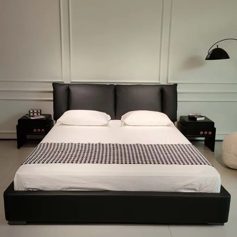 

Italian minimalist modern minimalist first-layer cowhide master bedroom queen bed fashionable premium software 1.8 meters