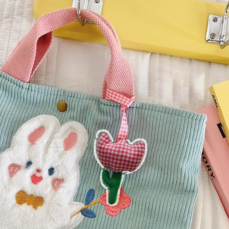 Nuovo portachiavi a tulipano borsa a fiori carina borsa appesa portachiavi con ciondolo su zaino fascino del regalo di coppia di individualizzazione del telefono cellulare