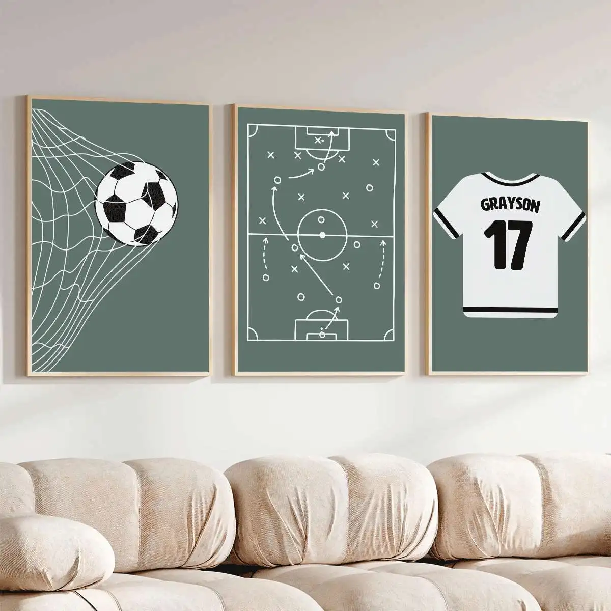 اسم ورقم مخصص لوحة فنية جدارية مخصصة بطابع كرة القدم، أخضر ناعم، مجموعة ملصقات قابلة للطباعة مكونة من 3 قطع، ديكور المنزل والنادي