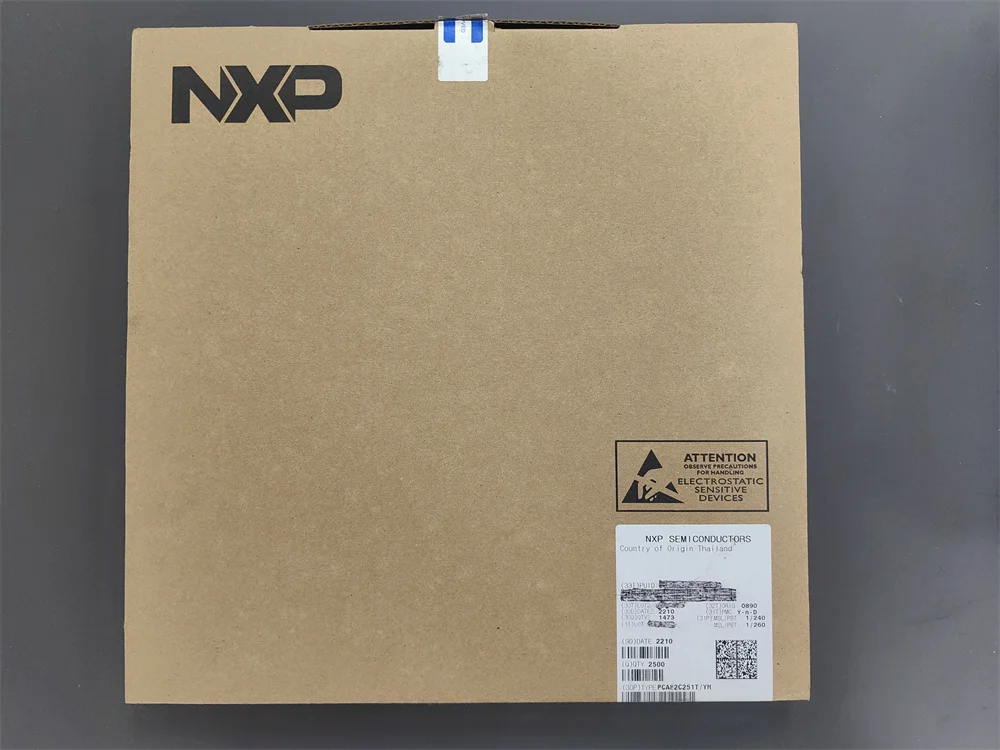 PCA82C251T/YM 82C251Y متوفر في المخزون 48 ساعة