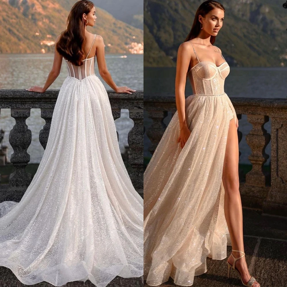 

Customized White Organza Bridal Gowns Elegant Strapless Spaghetti Straps Wedding Dresses Chapel Train Zipper Back Dresses