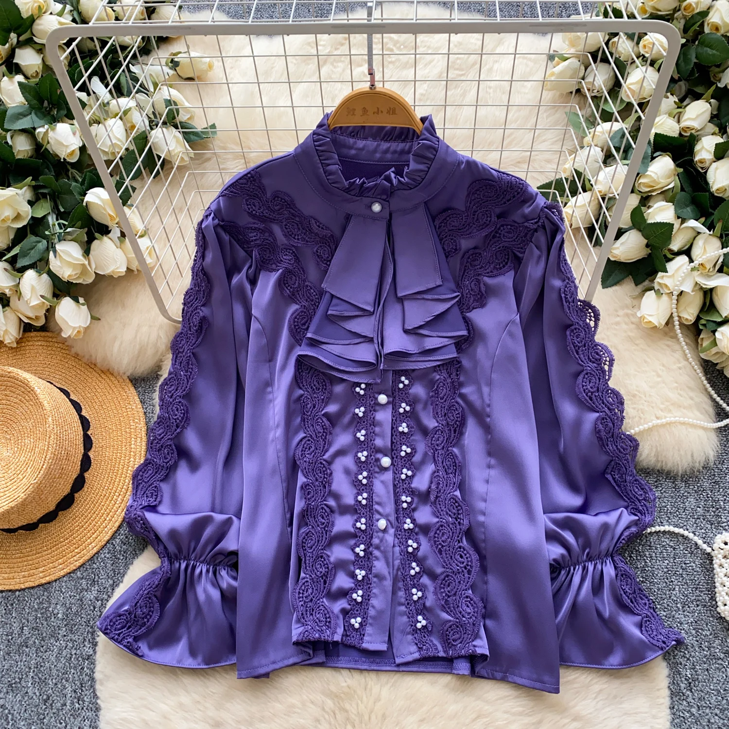 Franse stijl kralen satijnen shirt voor dames lente herfst nieuwe kant licht luxe lange mouwen jassen boog temperament high-end tops