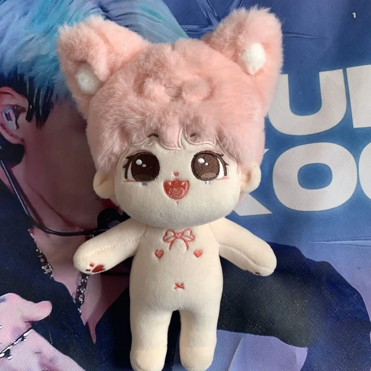 

Фаршированная 20 см аниме Bangtan Sonyeondan Jeon Jungkook, мультяшная плюшевая кукла, игрушка COS, наряд для детей и взрослых, коллекционные хлопковые подарки