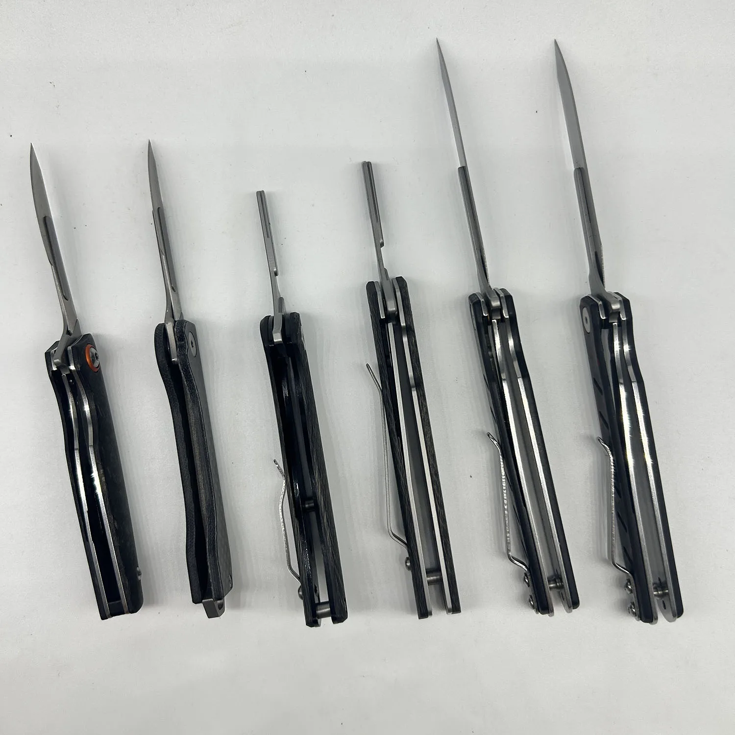 Imagem -03 - Faca Dobrável de Fibra de Carbono Faca Utilitária Aberto com Uma Mão Facas de Bolso Portáteis Edc Ferramentas de Autodefesa Faca com Lâmina Cirúrgica No24 No60