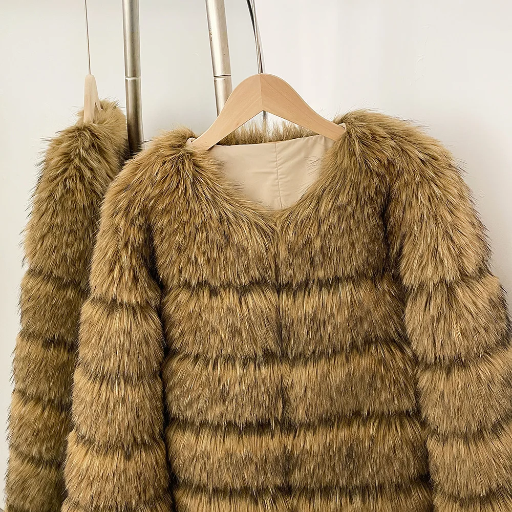 Ekologiczny płaszcz damski z imitacji futra, krótkie płaszcze, grube, ciepłe, z okrągłym dekoltem, kurtki wierzchnie, jesienno-zimowe, łączone, sztuczne futro z szopa pracza.