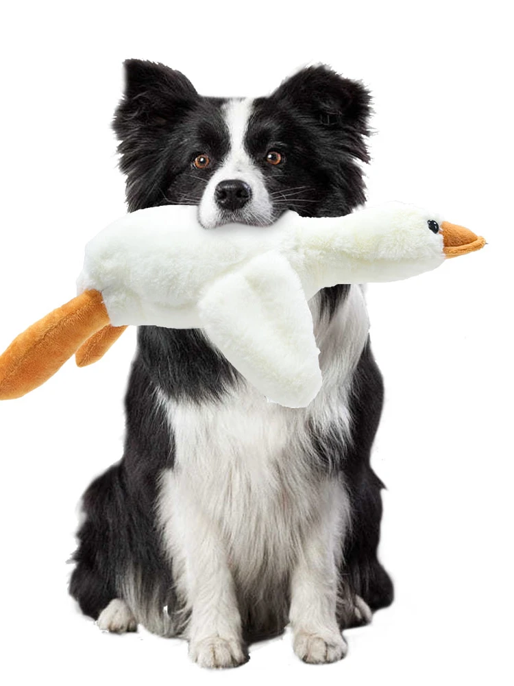 Goose-shaped plush dog toy Durable polyester blend Interactive chew toy for small dog breeds Realistic mallard duck design for t