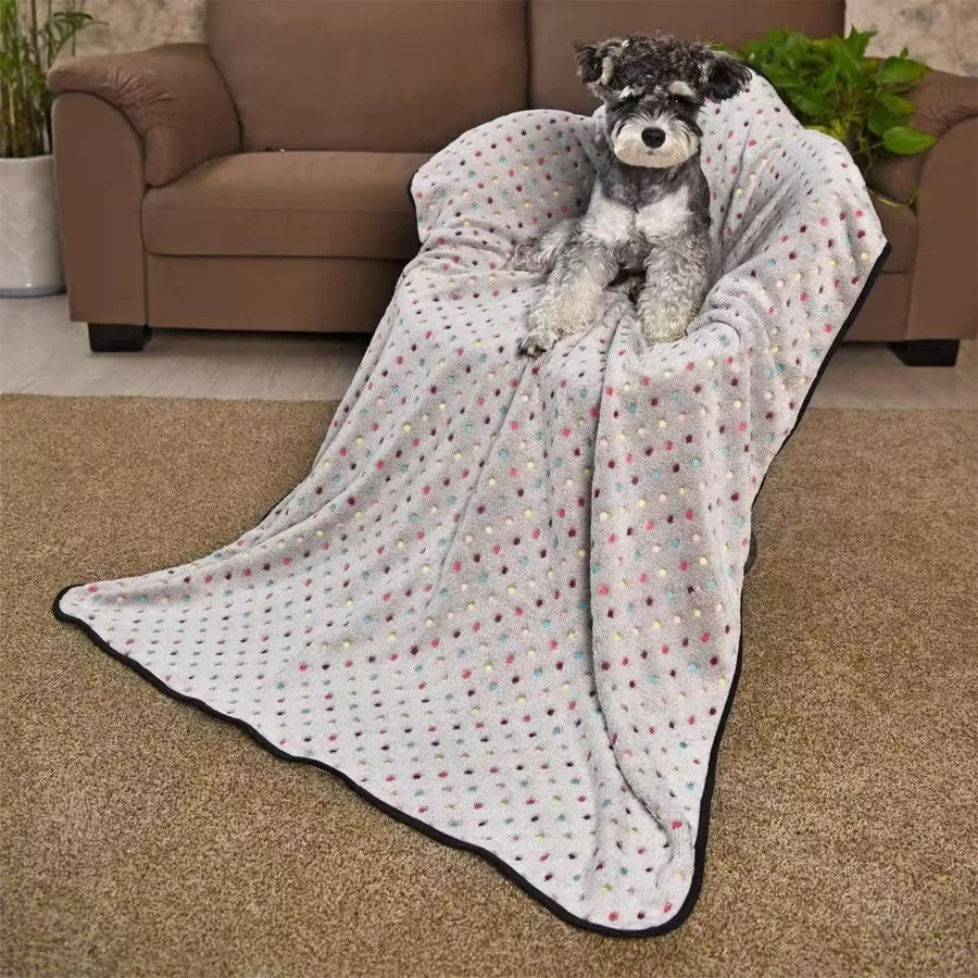 Coral Fleece Flannel Pet Blanket Double-Sided Soft Dot Pattern Throw for Dogs Cats Puppy Kitten for Pet Beds Kennels Crate Car view 5