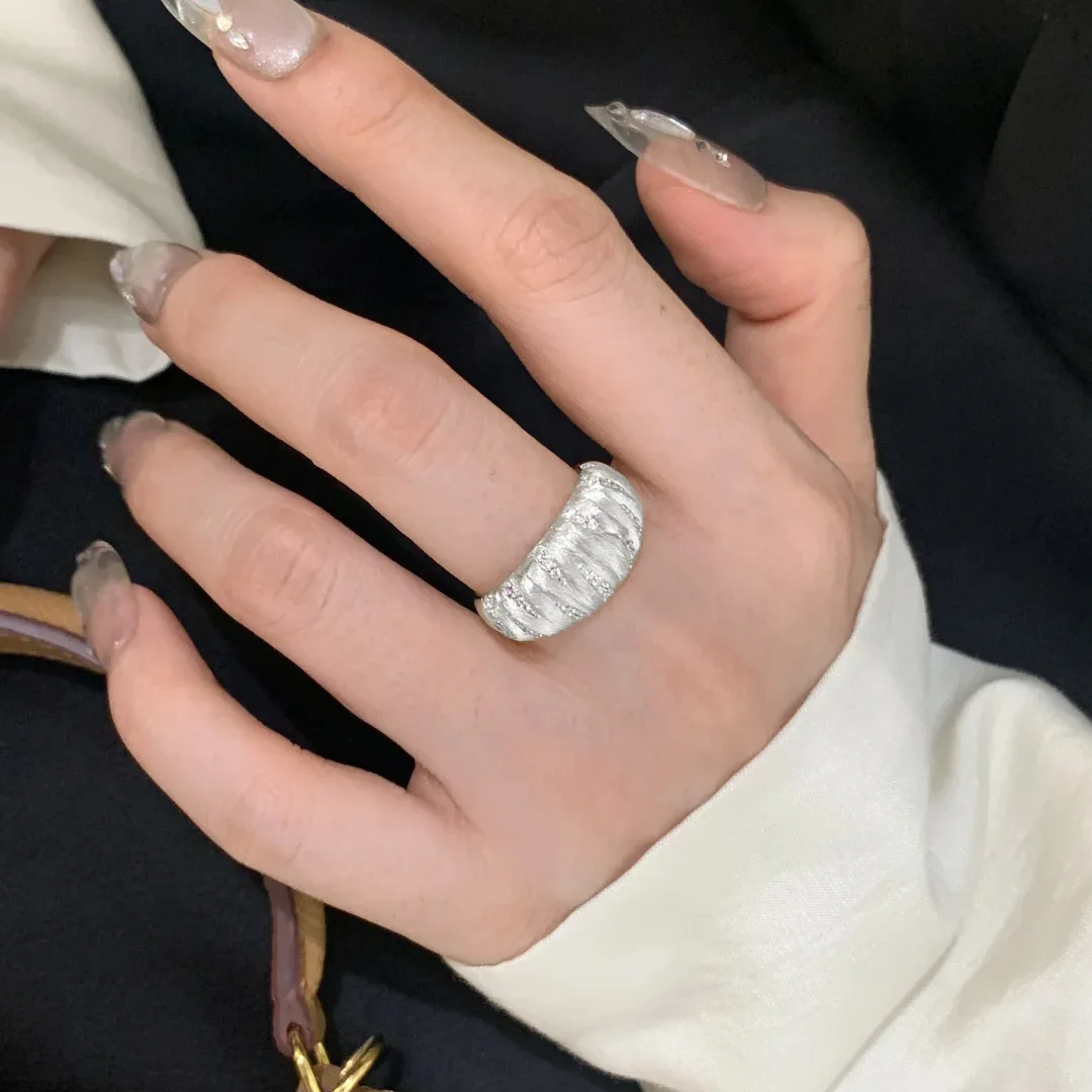 Foydjew New French Style Vintage Pumpkin Textured Design Gold Color Rings For Women Fashion Open Ring Hand Accessories