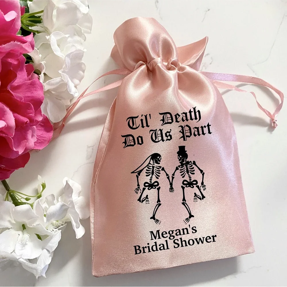 

Custom 5Pcs Til Death Do Us Part Favor Bag Bachelorette Recovery Kit Drawstring Bags Halloween Bridal Shower Wedding Preparation