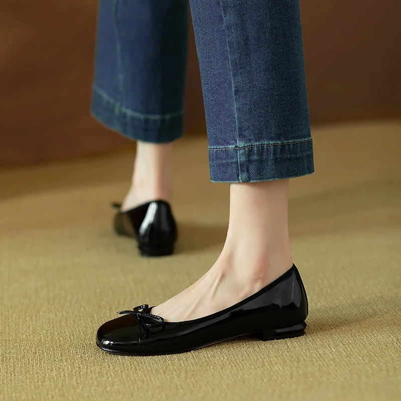 Spring Autumn Woman\'s Flats Patent Leather Ballet Flats Bowtie Boat Shoes Low Heels Slip on Flat Shoes Woman Red Loafers Zapatos