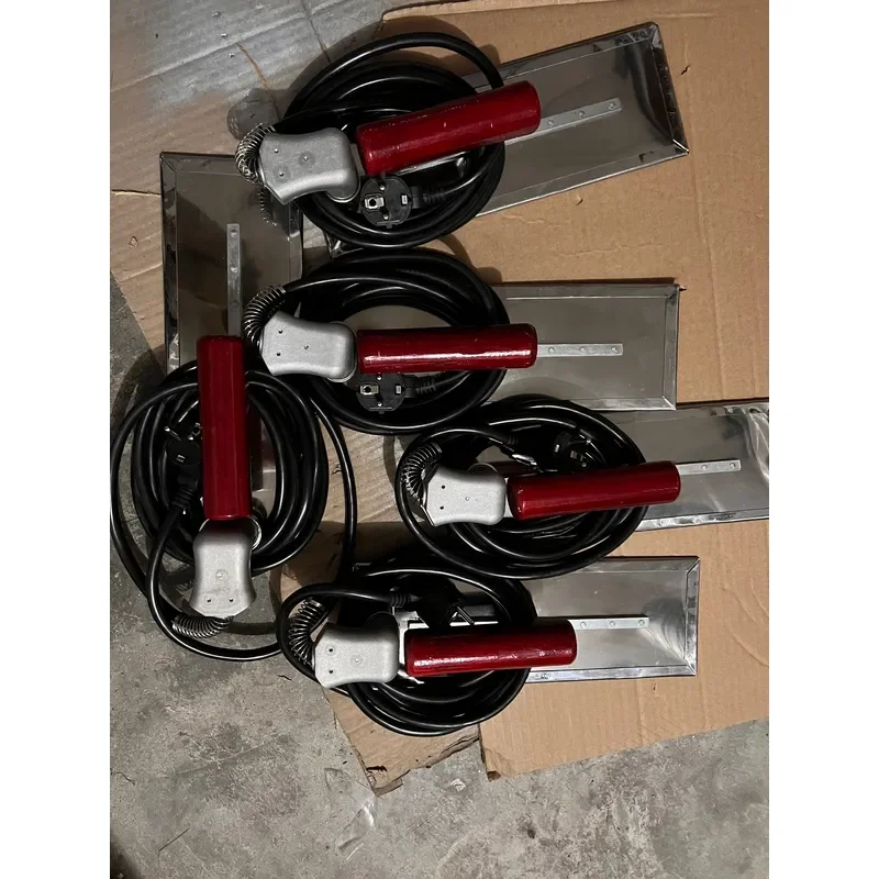 FEELING Heated Kneeling Trowel FN-I-2602286 for Rubber Playground and Sports Court Hand Paving Tool