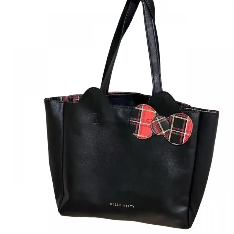 حقيبة حمل هالو كيتي المحمولة حقيبة كروس على شكل قلب الفتاة ذات سعة كبيرة تناسب الجميع حقائب كتف واحدة للمرأة الكرتونية