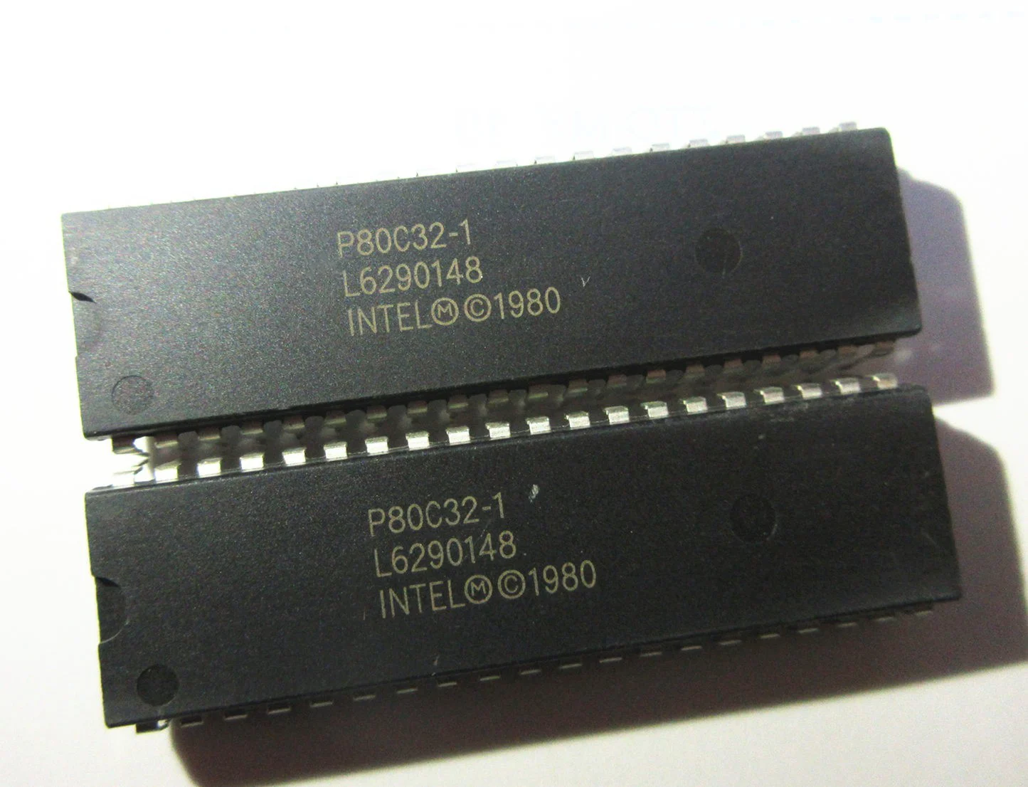 P80C32 80C32 DIP-40 P80C51BHP   10PCS
