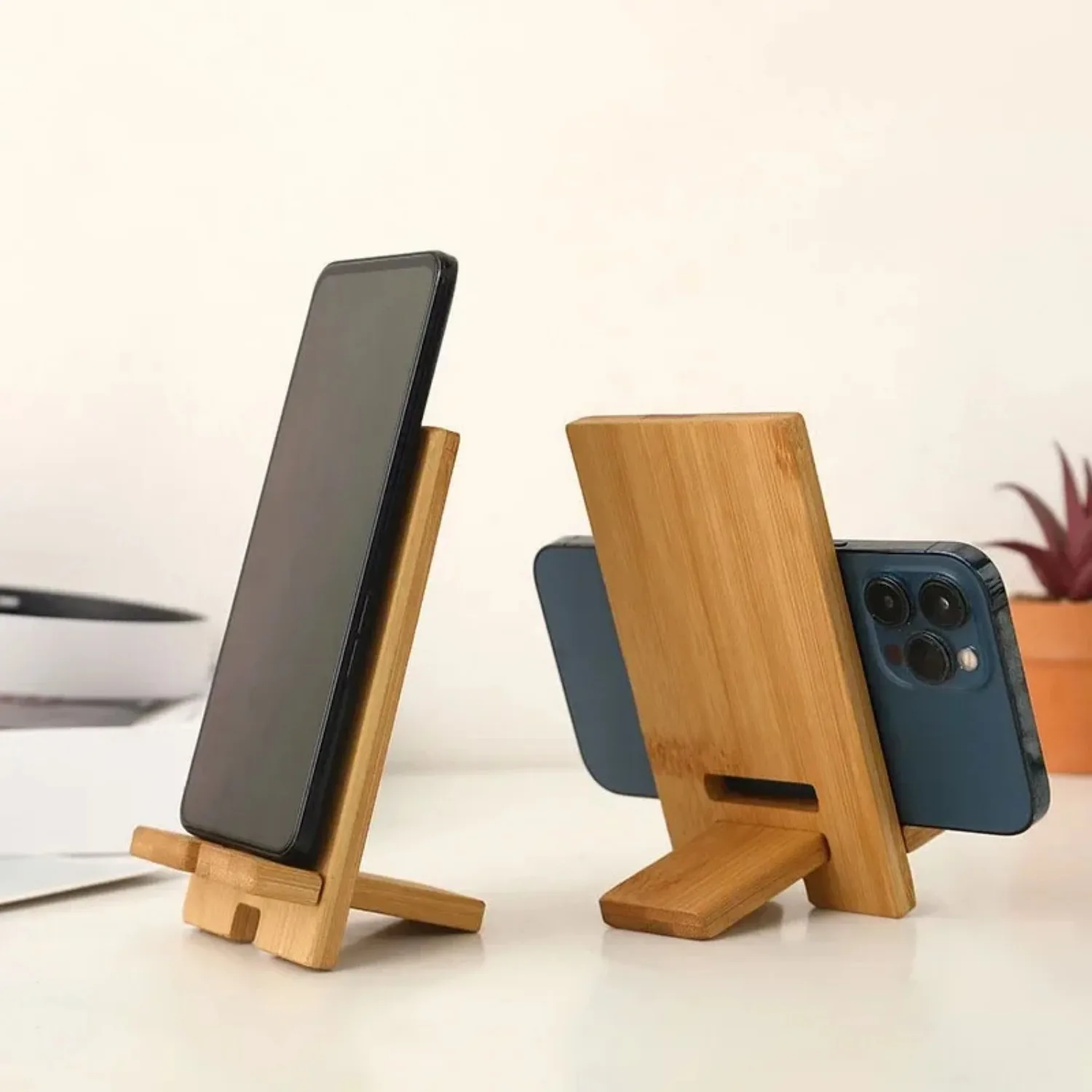 

Desktop Bamboo Phone Holder Practical Wooden Smartphone Charging Stand Creative Lazy Multi-functional Stand