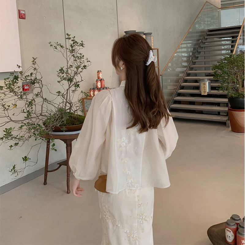 Shirts Women Loose Chinese Style Leisure Embroidery Chic Elegant Lady Gentle Sunscreen Tops Spring Vintage Designed Hot Fashion