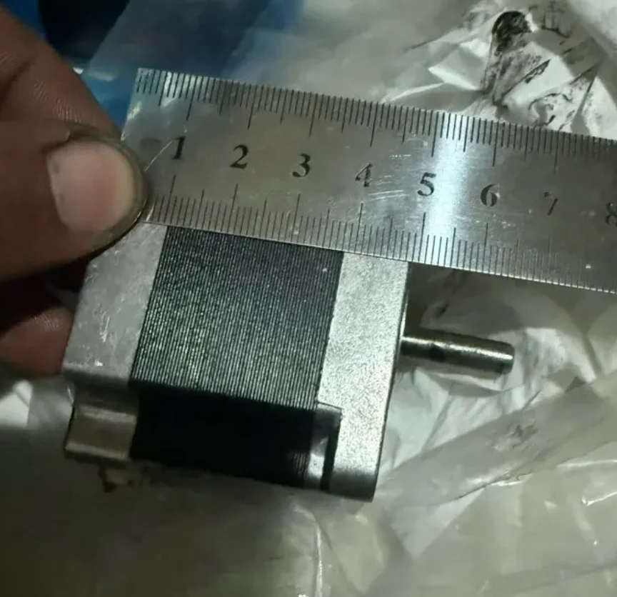60_28_22 om-5L 11_2024 motor for led moving head Light