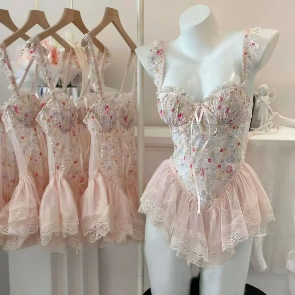 

Fashion Thin Sweet Lace Nightdress Lace-up with Chest Pad Sleeveless Nightwear Beauty-back Homewear Pajamas Women Female