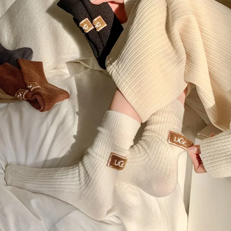 

Ins Middle Tube Mid-Tube Socks Keep Warm Knitted Snow Boot Socks Solid Color Heel Furry Label Women Socks Winter