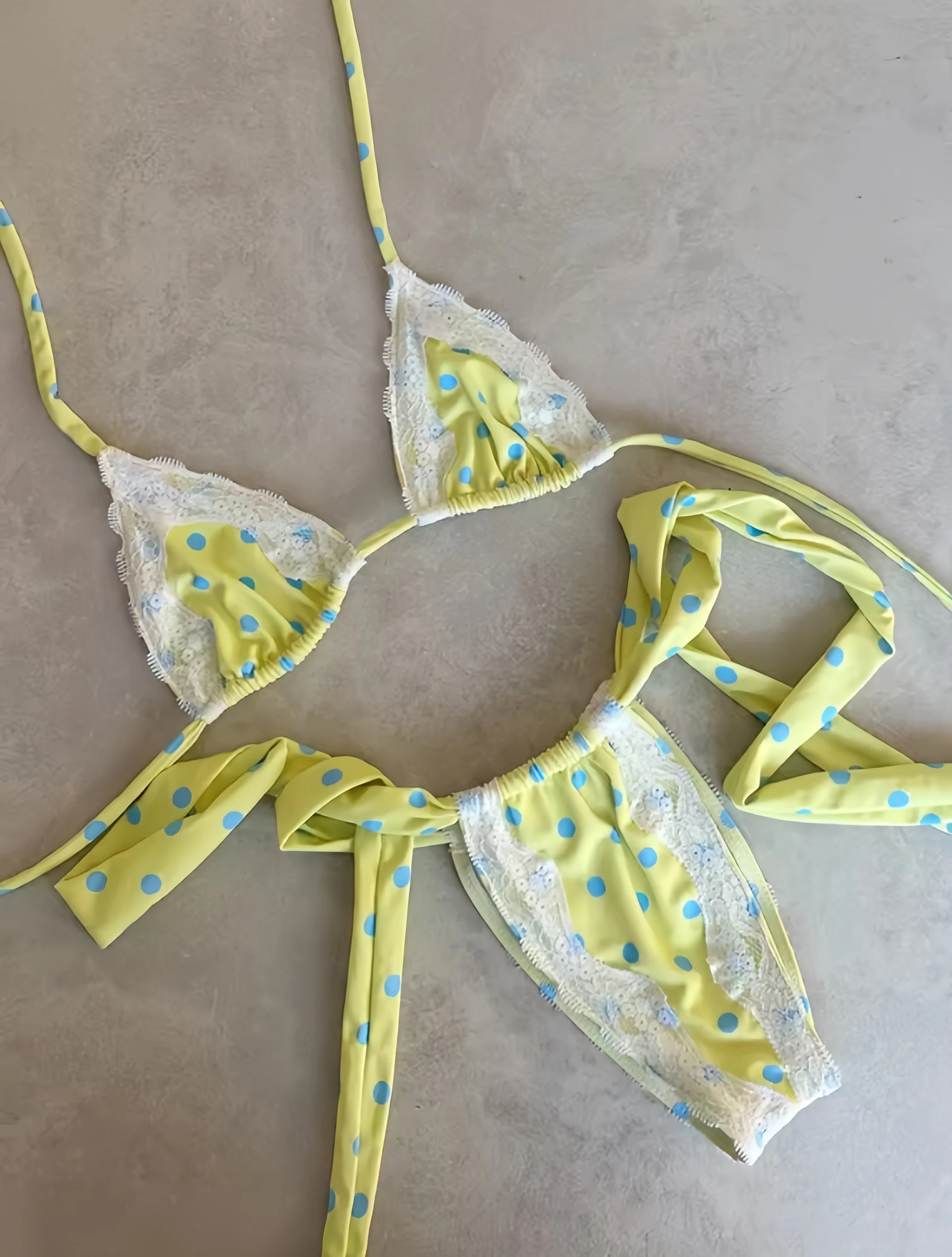 

New Sexy Lace Patchwork Brazilian Bikini Set Female Halter Swimwear Women Print Halter Swimsuit Bathing Suit Biquini