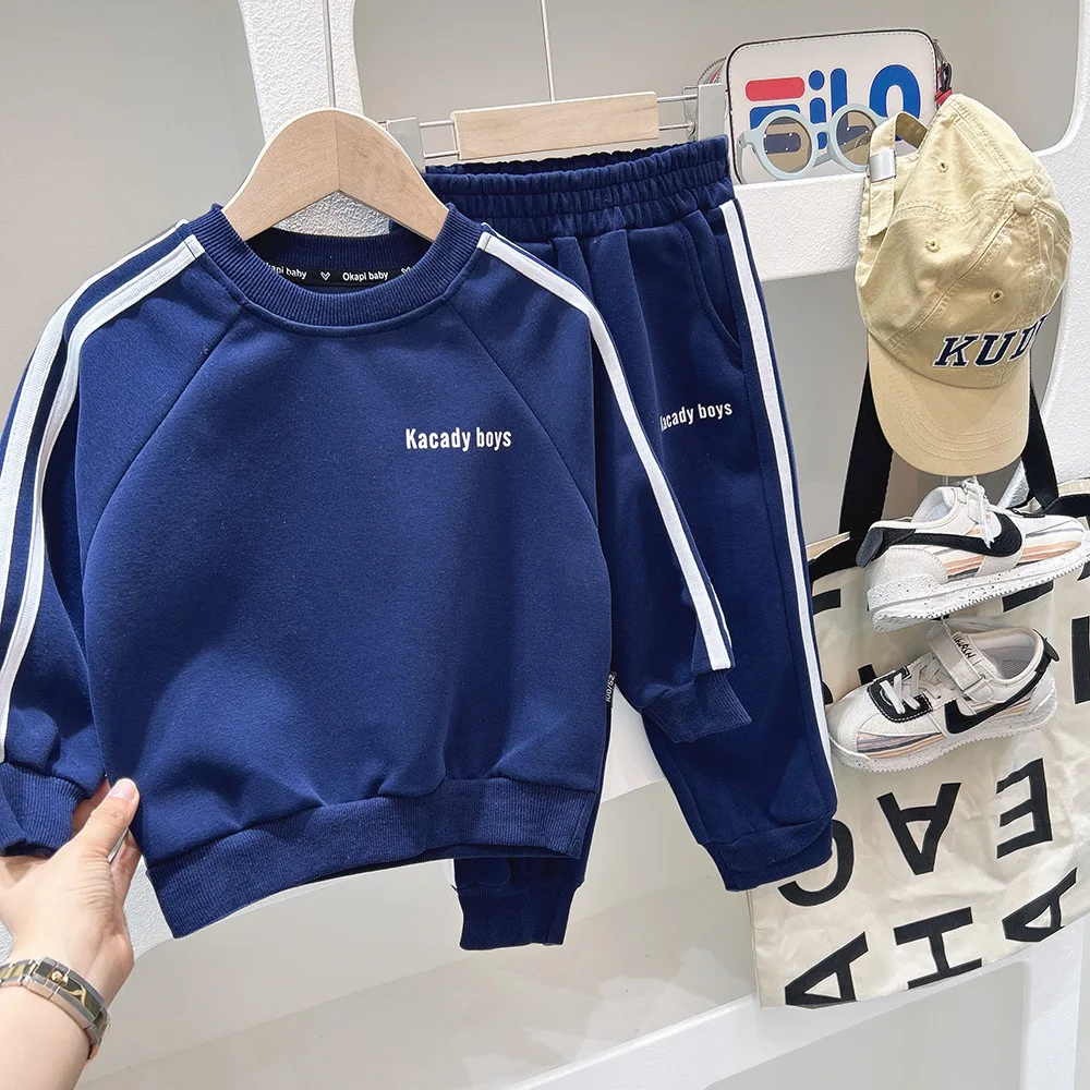 Boys' autumn tracksuit pants 2024 new mid-sized children's autumn western-style hoodie two-piece boys' top trend image 3