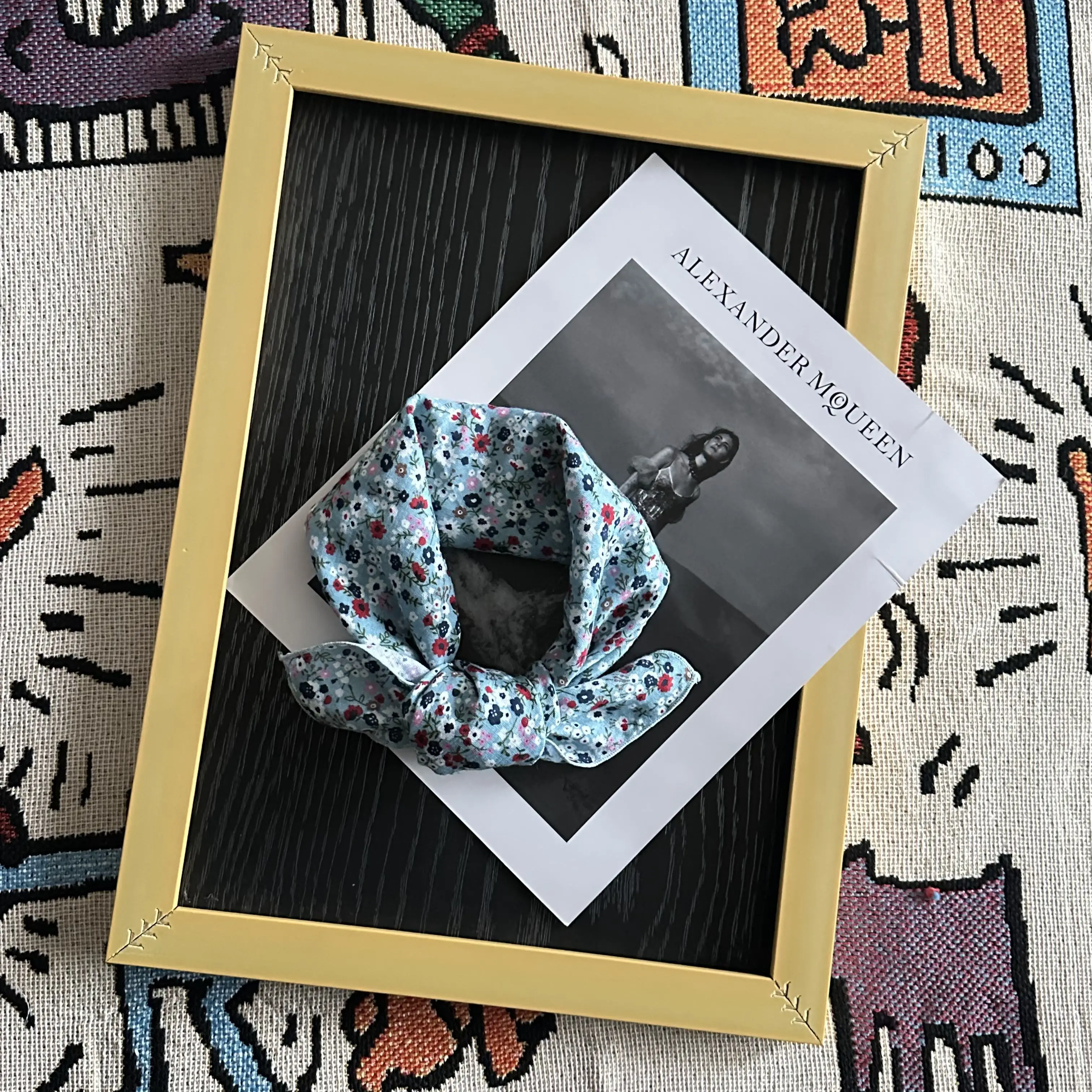 1Pc Women's Silk Scarf, Small Square Women's Cotton and Linen Scarf, Fresh Small Floral Pattern Decorative Retro Headband