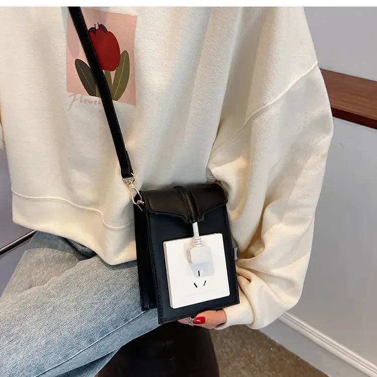 2022 New Originality Socket Women Shoulder Bag PU Bucket Fashion Casual HARD Zipper Pures And Bags Crossbody Girls Bag Designer