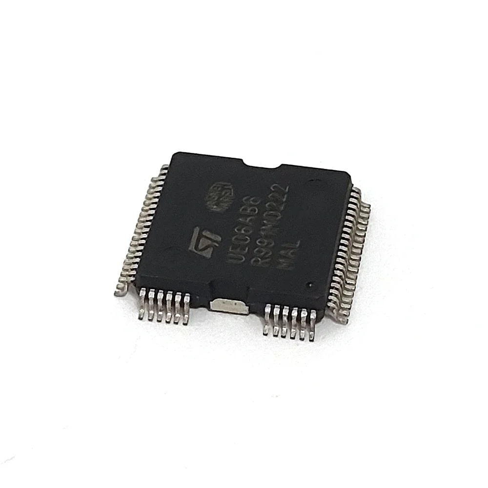 Pacote UE06AB6: QFP-64