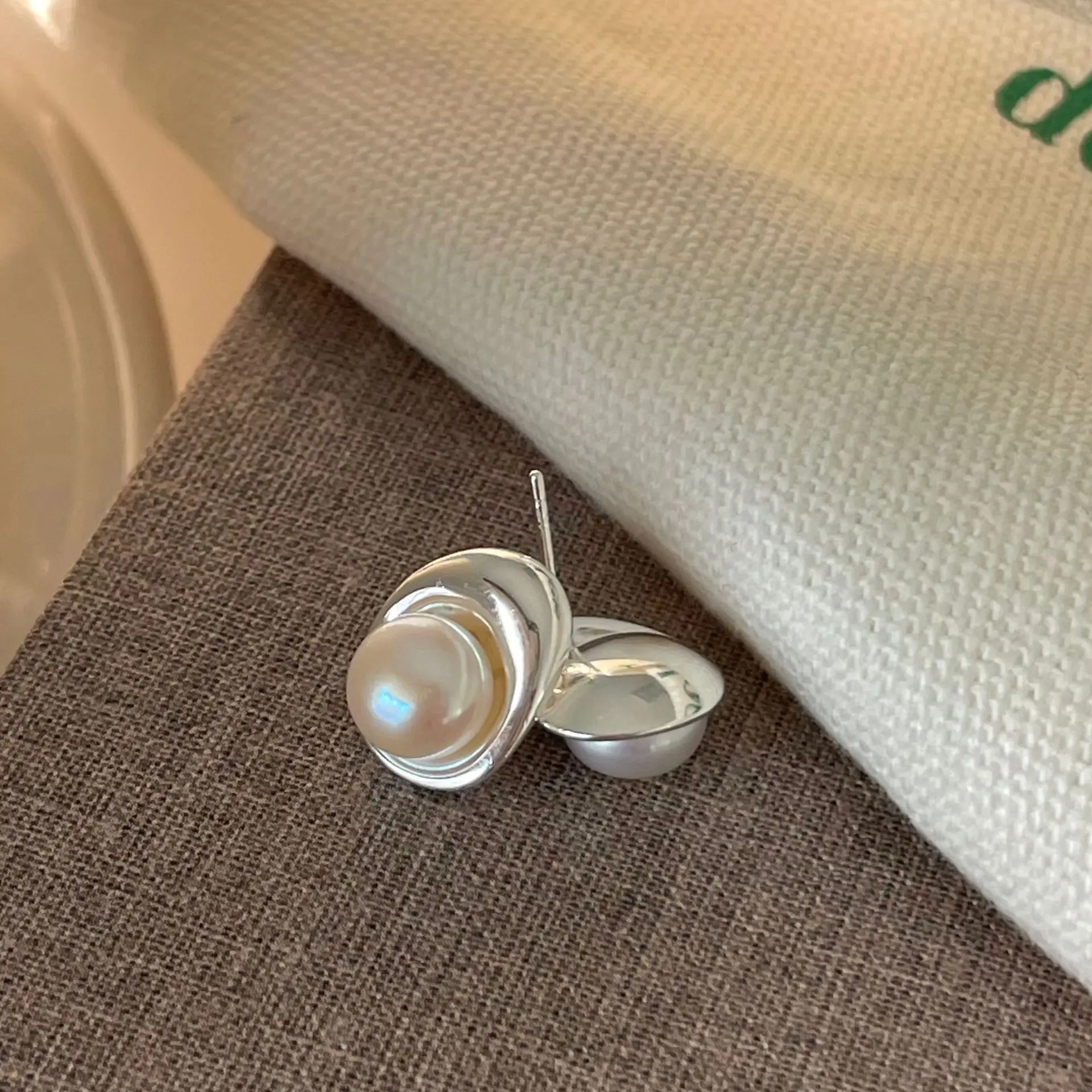 100% 925 Sterling Silver Pearl Geometric Studs Earrings for Women Girl Simple Water Drop Design Jewelry Party Gift Dropshipping