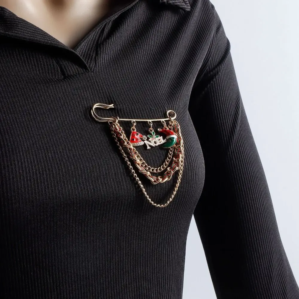 Broche de Navidad de dibujos animados delicado, copos de nieve, muñeco de nieve, Pin de cintura, hebilla fija, calcetines, vestido, chal, Clip para fiesta