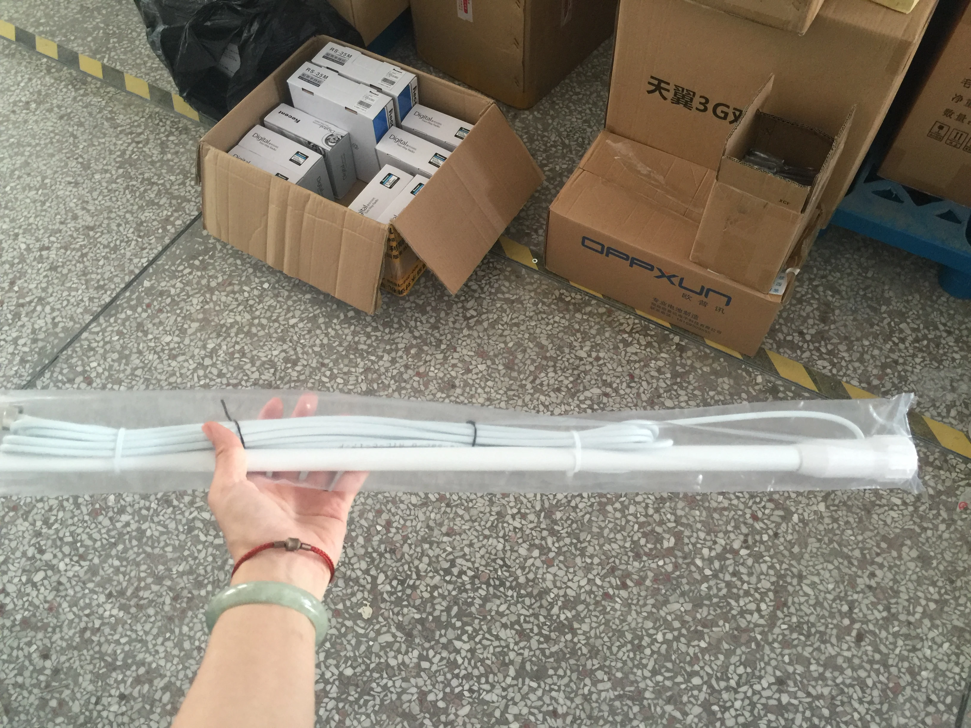 Fiberglass Vhf Marine Antenna  for Marine Radio Use 156-163MHz With Coax and Base Fitting 2025