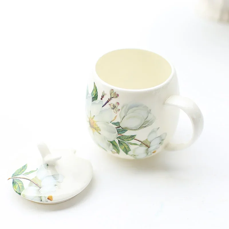 Juego de tazas y cucharas de café de porcelana de hueso, Taza de cerámica de lujo de 400ml, taza de té de porcelana de primera calidad, vajilla para fiesta y cafetería