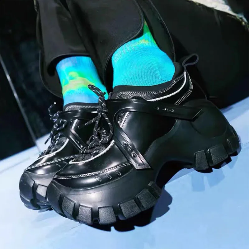 2026 New Women Hip Hop Streetwear Platform Dad Shoes, Reflective Lace Up Round Toe Chunky Thick Sole Height Increasing Sneakers
