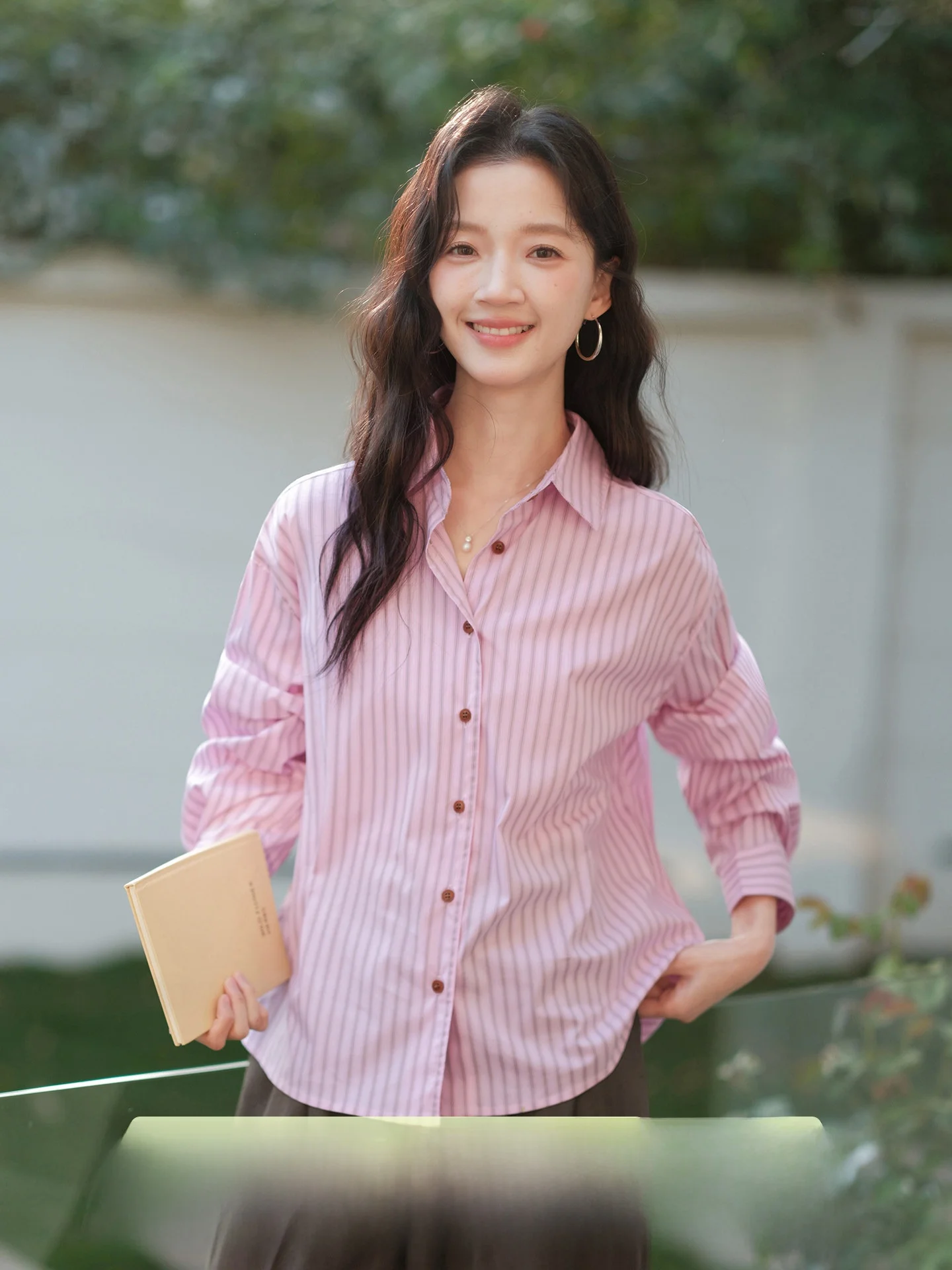 

Свободная женская рубашка с длинными рукавами, розовая в полоску, весенний дизайн, хлопок, корейский стиль, дышащая, удобная, модная, стильная.