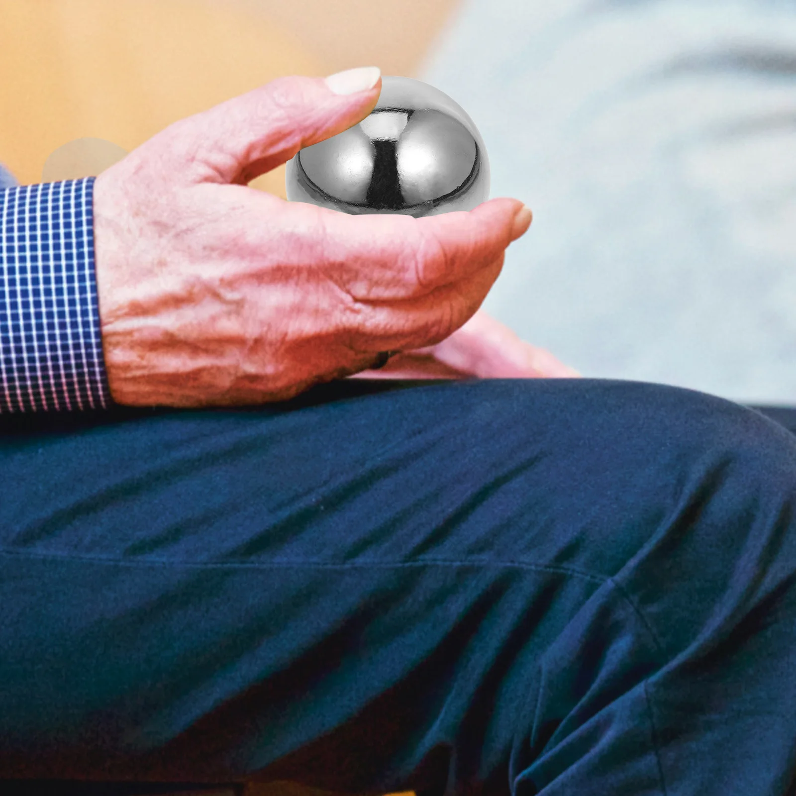 

2 Pcs Fitness Handball Fitness Ball Stainless Therapy Boading Balls for Finger Exercise Muscle Relaxation