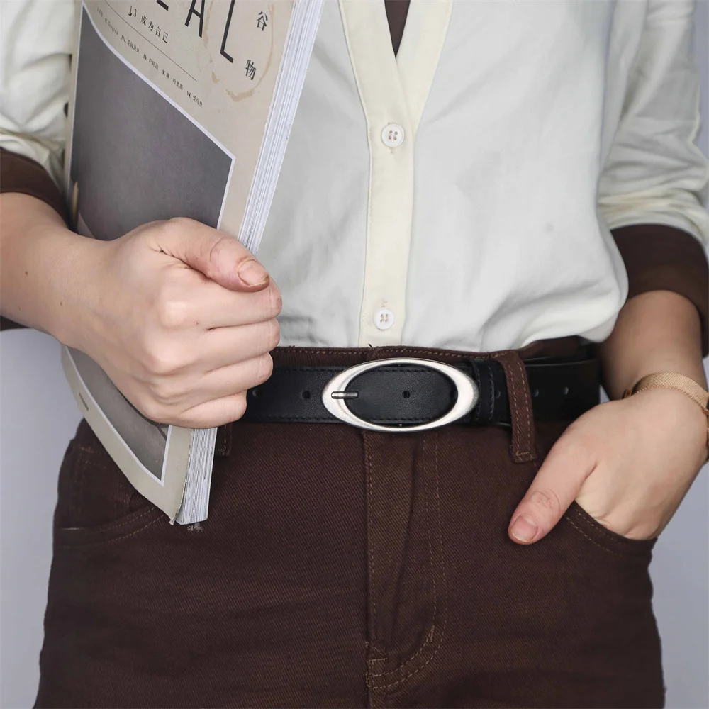 

Fashion Belt for Women Genuine Leather Waistband Oval Silver Buckle Elastic Luxury Belt for Casual Jeans Coat Clothing Accessory
