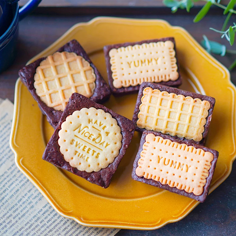 4Pcs/set Waffle Pattern Plunger Cutter Round Square Shape Biscuit Cookie Cake Mold Dessert Pastry Cutter Mold Baking Tools