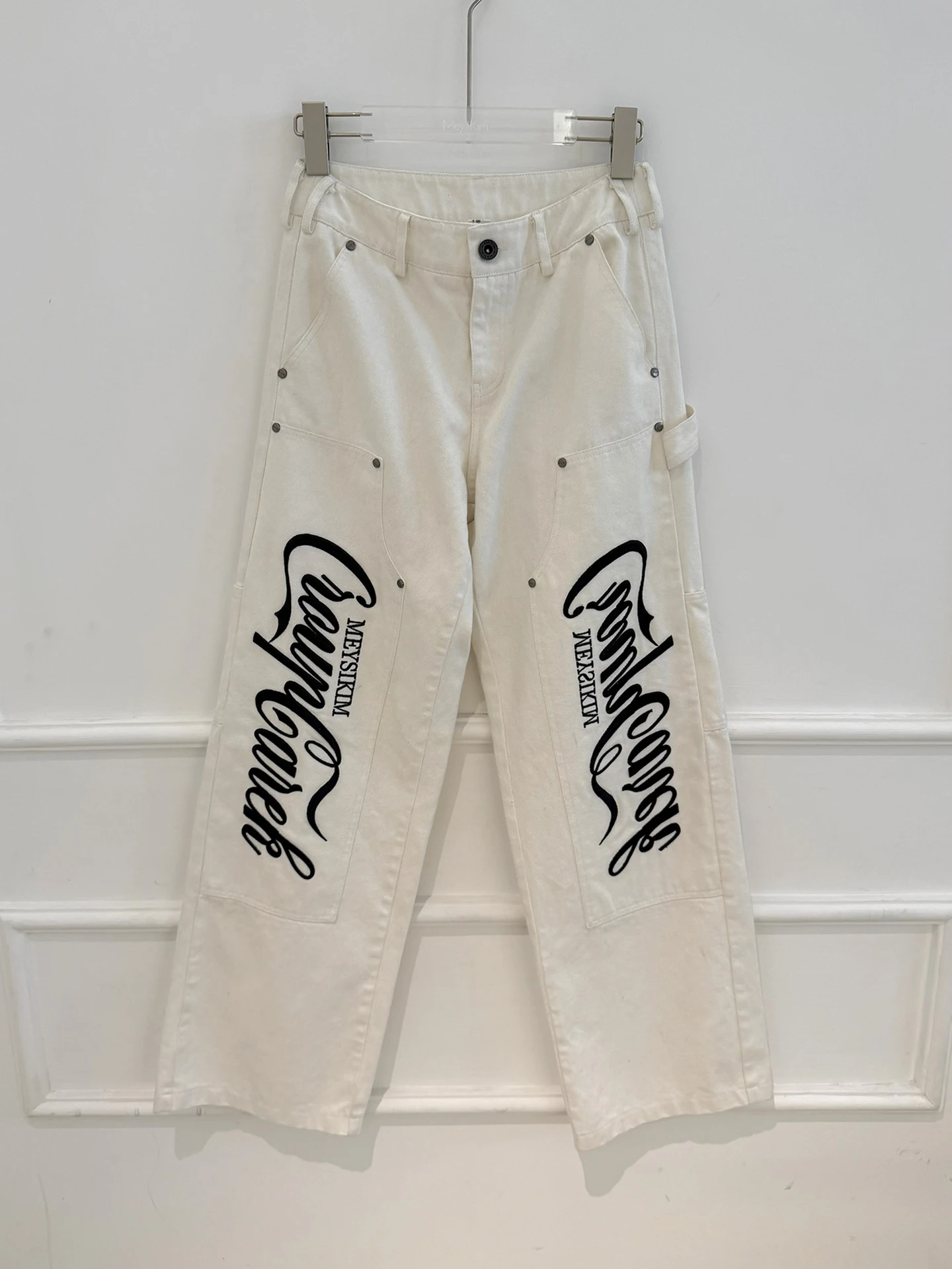 

Белые повседневные брюки прямого кроя с вышивкой и 3D-декором, женские, оригинальная коллекция Meysikim, весенняя коллекция, удобные хлопковые брюки