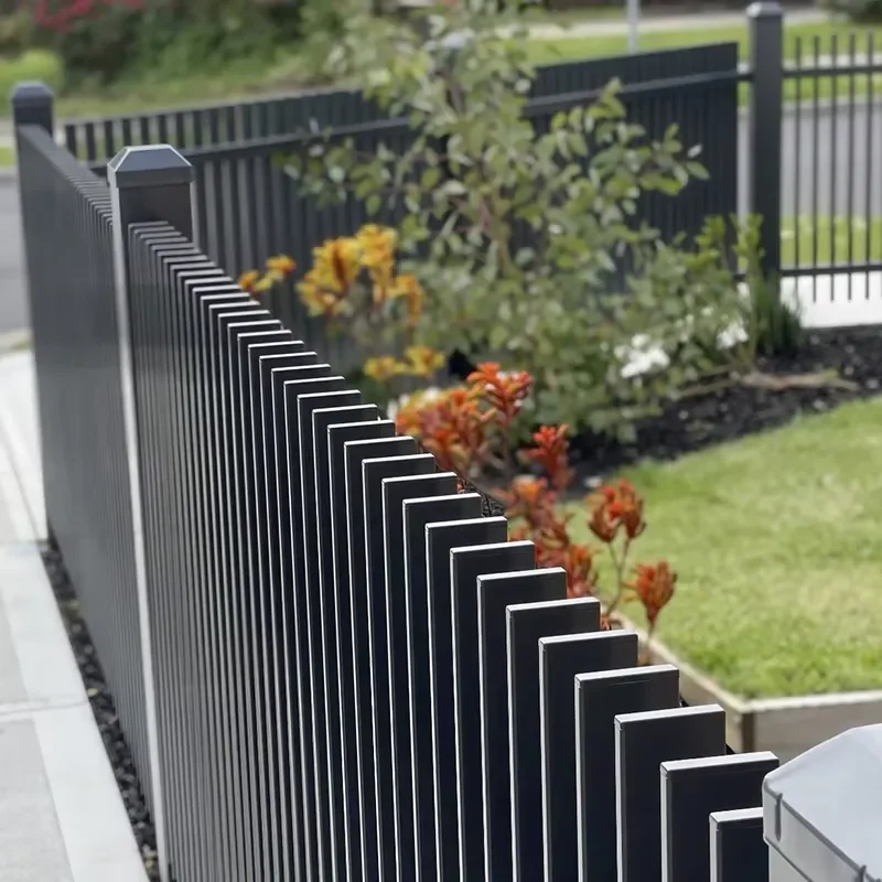 Welded Aluminum Panel Angled Privacy Screens Outdoor Radiator Fencing Garden 3D Vertical Blade Eco-Friendly Nature Fence