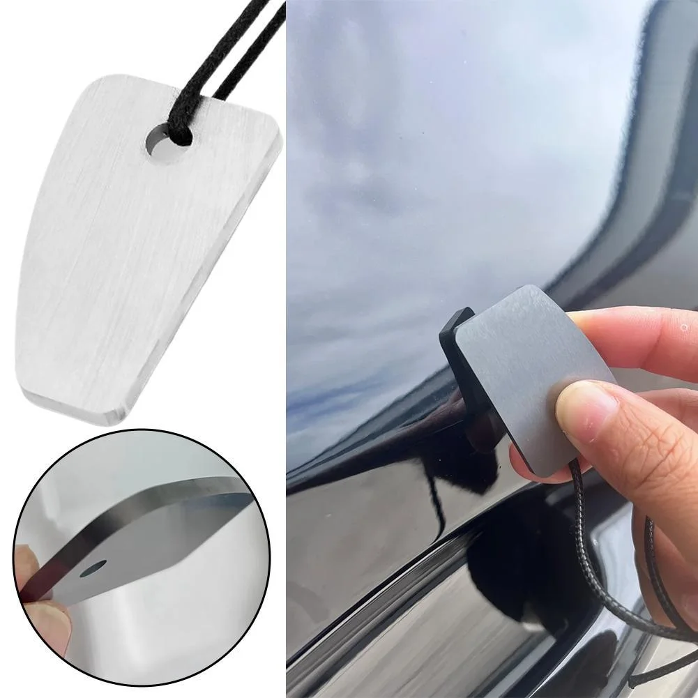 Spray Paint Stain and Scratch Remover Tool with Professional Grade Carbide Blade for Auto Repair and Refinishing Applications