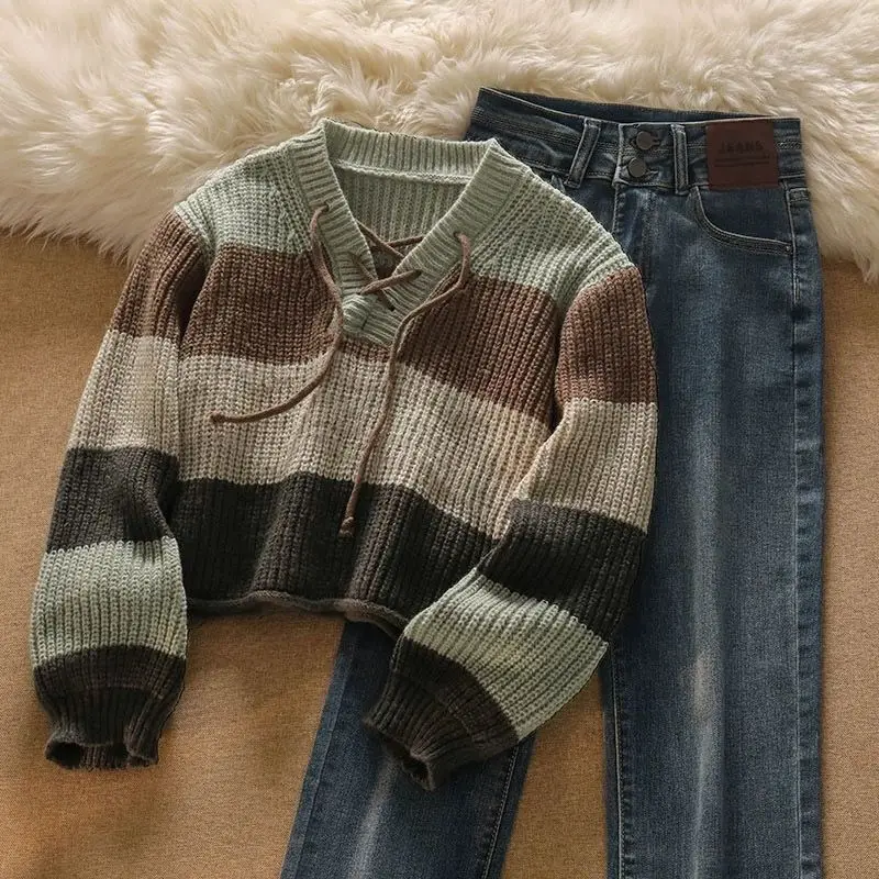 Korean Style Fashionable Suit with Lace Up Stripes Short Knit Sweater Women's Wide Leg Straight Leg Jeans Two-piece Set