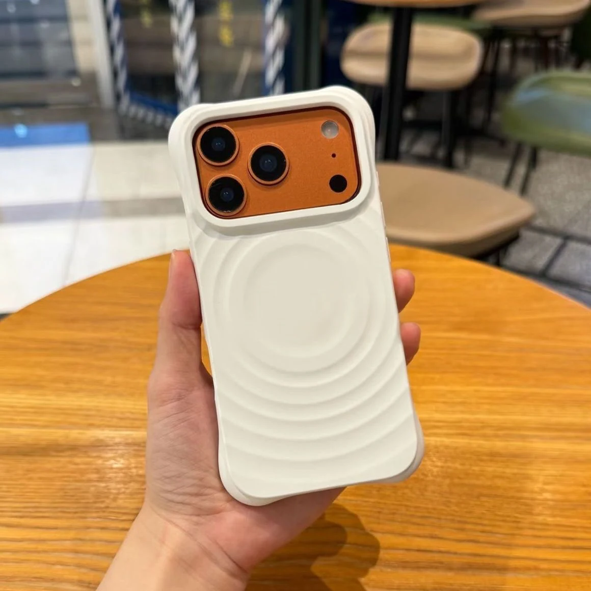 

Creative Fashion Ripple Silicone Ripple Silicone Case for IPhone 12 13 14 15 16 17 Pro Max Case - Protective Magnetic Case